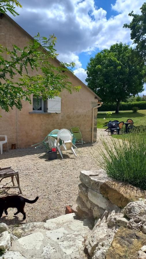Le Calme A La Campagne Apartment Besson Luaran gambar