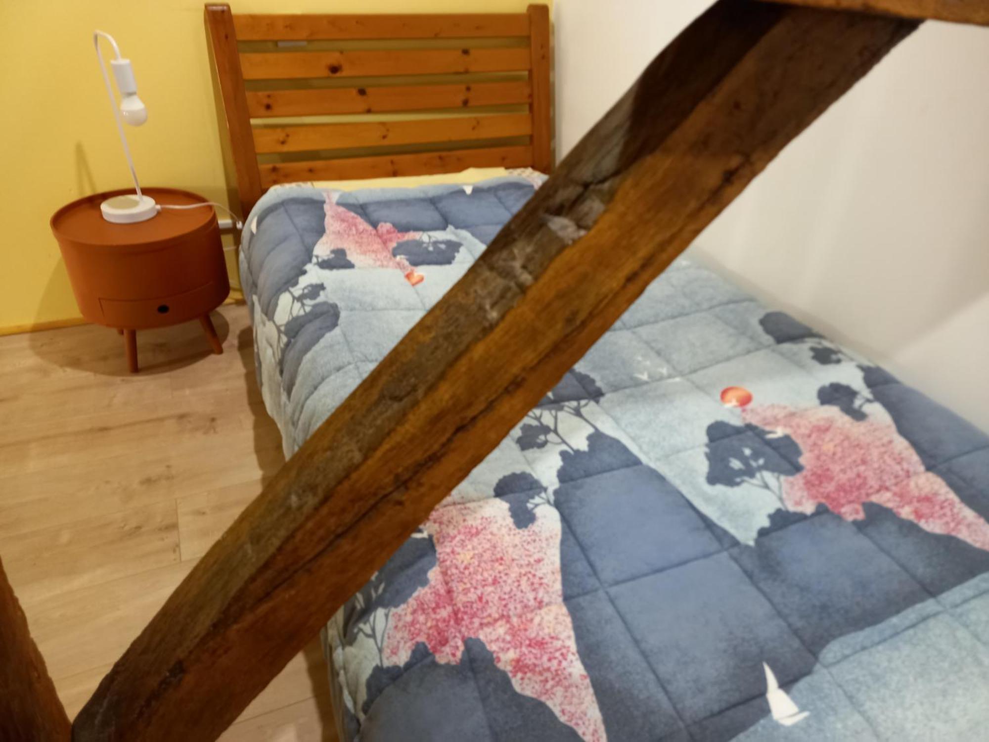 Le Calme A La Campagne Apartment Besson Bilik gambar